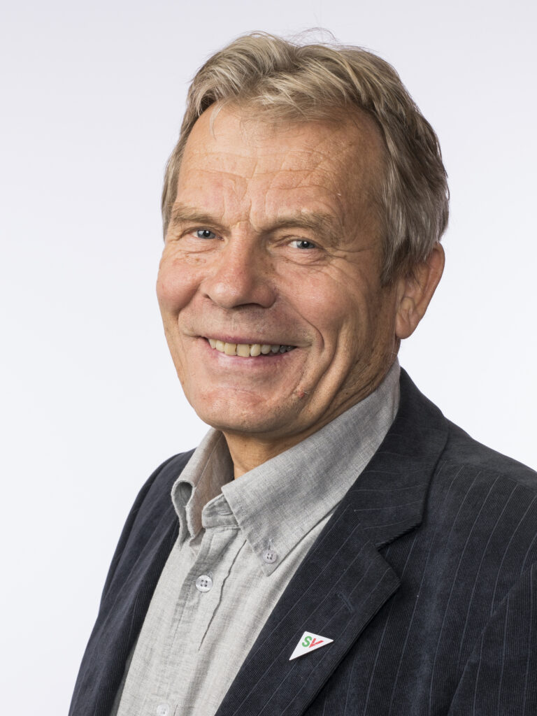 Arne Nævra satt som klistret foran tv-skjermen da Naturmagasinet begynte i 1966 og bestemte seg allerede som 13-14-åring for å «bli som Sverre M.».